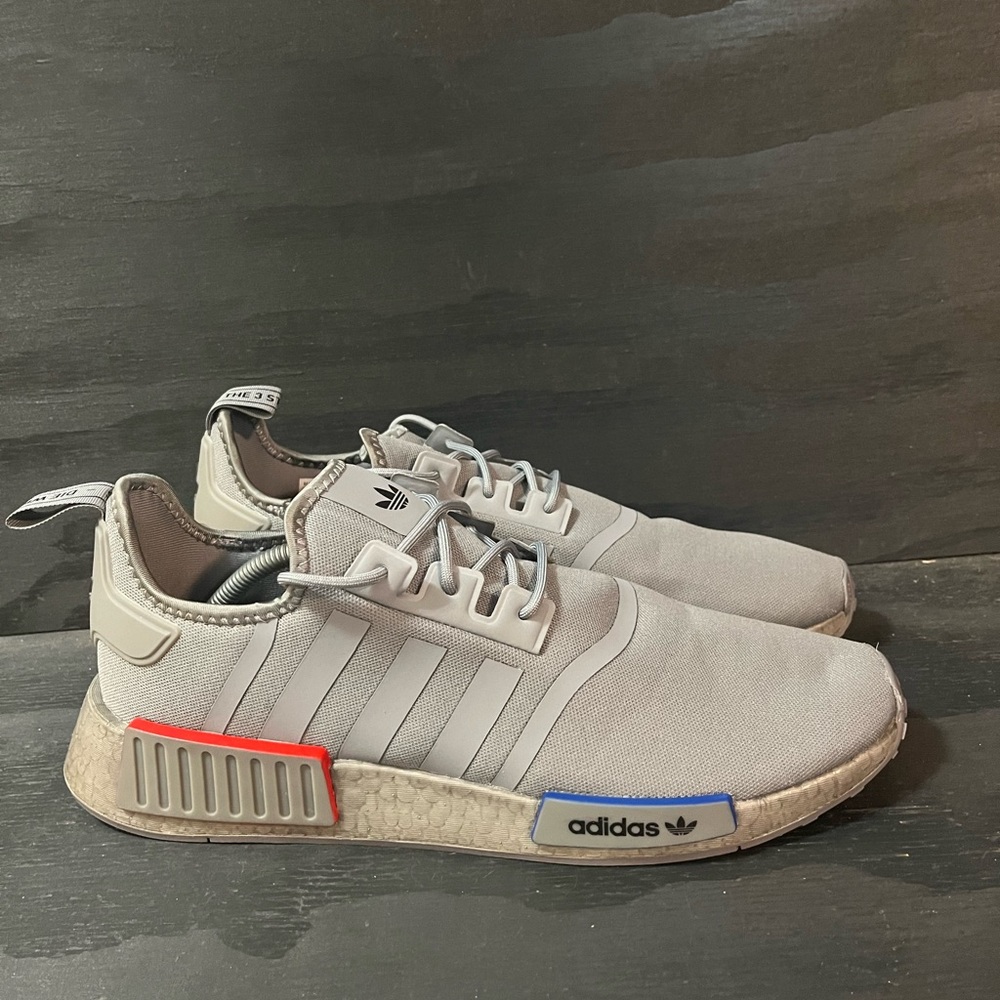 Adidas NMD R1 Men’s Size 13 Gray Red Blue Athletic Sneakers GX9524